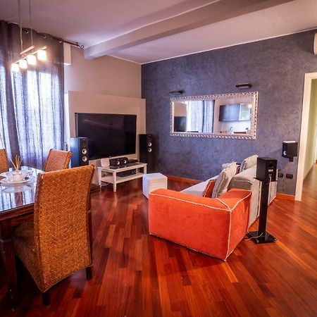 Cinematic Modern Flat, 100 Mt Da Ospedale Διαμέρισμα Ραβένα Εξωτερικό φωτογραφία